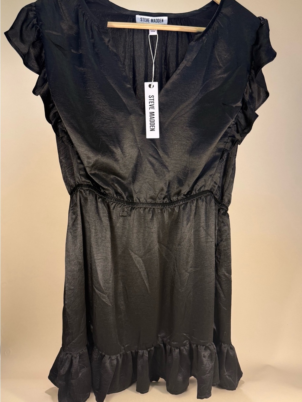 Steve Madden Black V-Neck Satin Chiffon Mini Dress - Picture 3 of 5